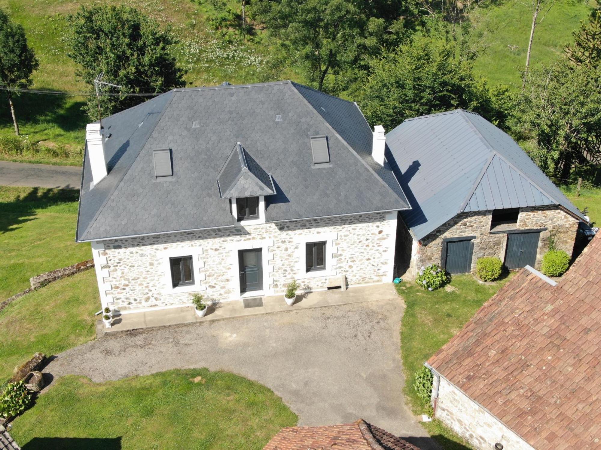 Maison Dans Ancien Corps De Ferme 4 A 6 Personnes Saint-Clement  Exterior foto